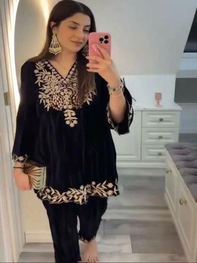 Black Velvet Stylish Embroidered Kurti Pant Set Of 2 - BONYHUBSALWAR KAMEEZ