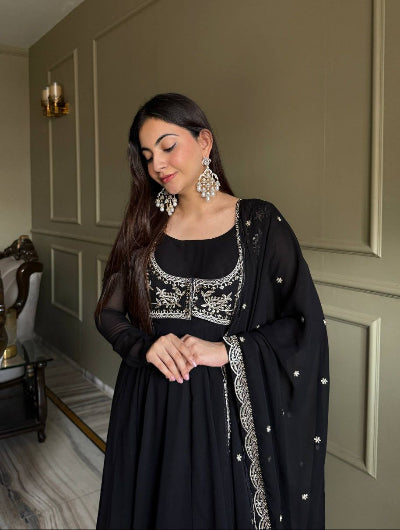 Black Georgette Embroidered Zari Work Anarkali Suit