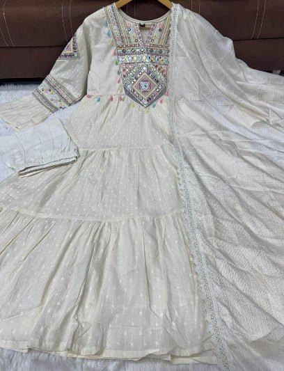 White Graceful Ethnic Anarkali Suit Set - BONYHUBSALWAR KAMEEZ