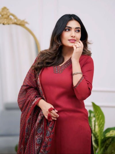 Maroon Parampara Silk Straight Suit With Chanderi Dupatta - BONYHUBSALWAR KAMEEZ