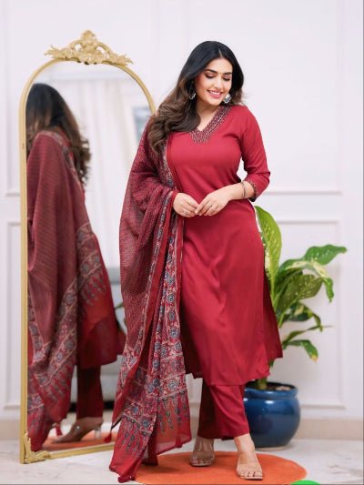 Maroon Parampara Silk Straight Suit With Chanderi Dupatta - BONYHUBSALWAR KAMEEZ