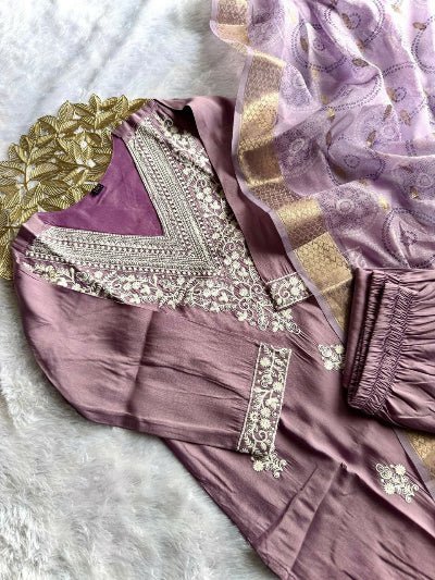 Lilac Roman Silk Golden Thread Work Straight Suit Set - BONYHUBSALWAR KAMEEZ
