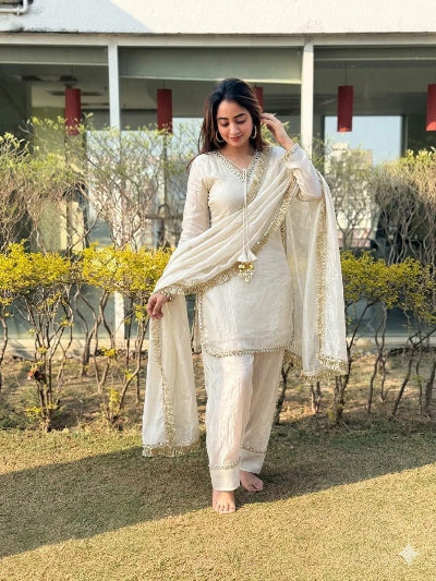 Ivory Chanderi Farshi Suit Set with Jacquard Dupatta