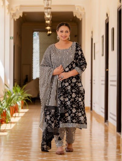 Plus Size Black Floral Print Readymade Salwar Suit UK Next Day - BONYHUBSALWAR KAMEEZ