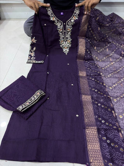 Plus Size Purple Jacquard Embroidered Cotton Straight Suit Set for Women