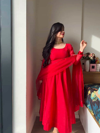 Red Anarkali Suit Set with Lace Dupatta