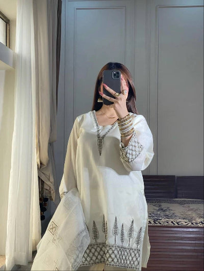 Creamy White Embroidered Farshi Suit with Organza Dupatta