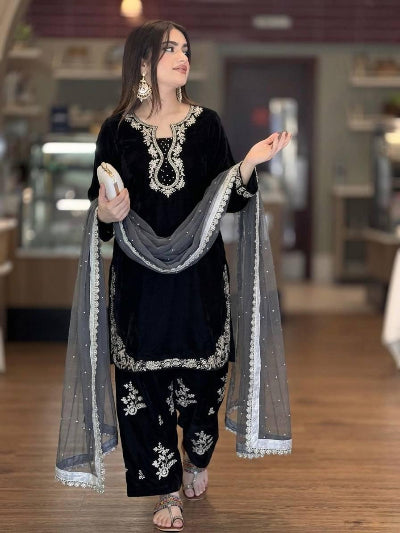 Black Glass Silk Embroidered Farshi Suit
