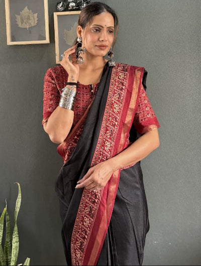 Black &amp; Red 10 Sec Ready-to-Wear Gown Saree