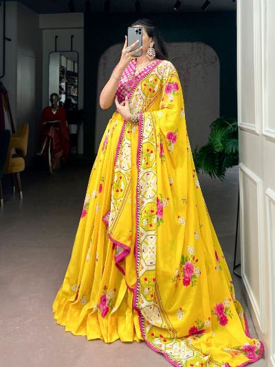 South Indian Half Saree | Pink Checkered Blouse Yellow Floral Lehenga Choli - BONYHUBSALWAR KAMEEZ