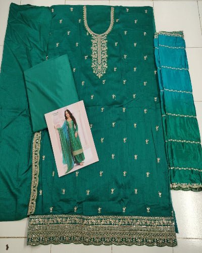 Suhaag Elegance: Green Vichitra Silk Sequence Work Salwar Set - BONYHUBSALWAR KAMEEZ