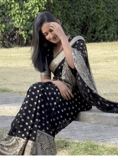 Viscose Butti Georgette Saree - BONYHUBSAREE