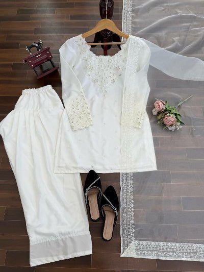 White Sequins Thread Work Farshi Suit Set - BONYHUBSALWAR KAMEEZ