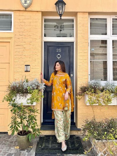 Yellow & Pastel Green Floral Embroidered Farshi Suit Set - BONYHUBSALWAR KAMEEZ